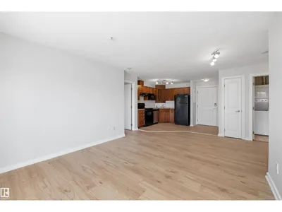 #221 240 SPRUCE RIDGE RD photo 10