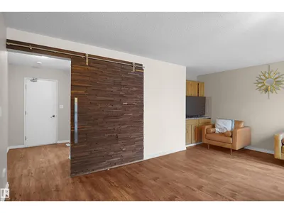 112 GARIEPY CR NW photo 27