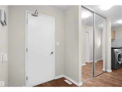 112 GARIEPY CR NW photo 30