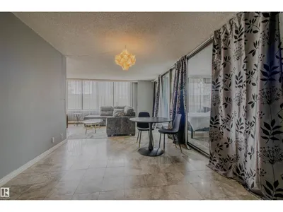 #202 8340 JASPER AV NW photo 5
