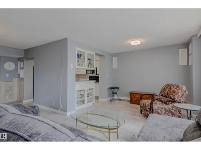 #202 8340 JASPER AV NW photo 9