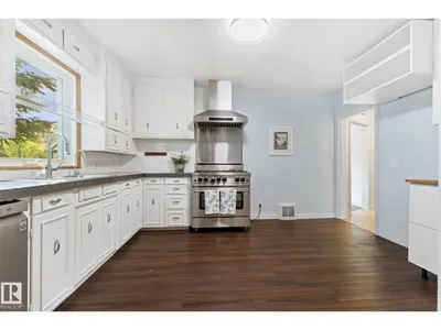 11903 125 ST NW photo 10