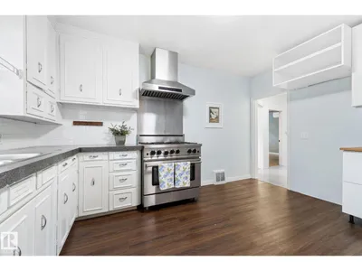 11903 125 ST NW photo 11