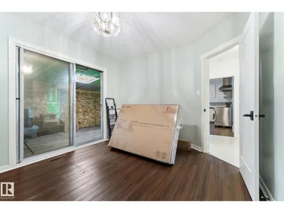 11903 125 ST NW photo 24