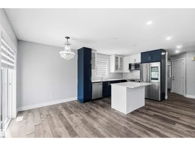 #64 120 MAGRATH RD NW photo 14