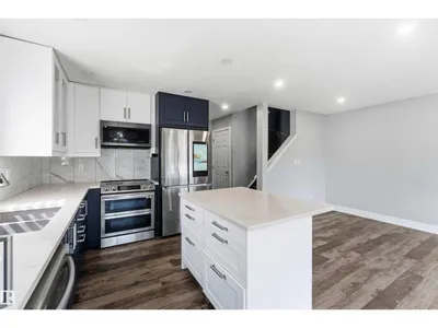 #64 120 MAGRATH RD NW photo 10