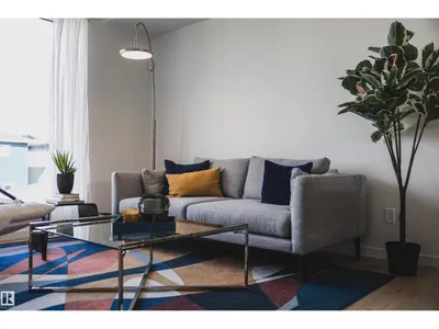2028 212 ST NW photo 4