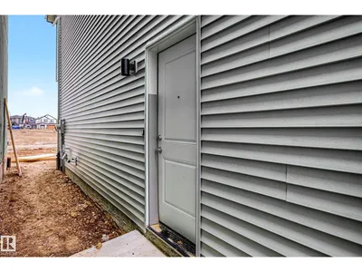 21120 25 Ave NW photo 29