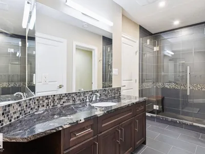 8927 117 ST NW photo 54