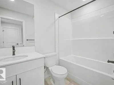 400 Stiles Way photo 30