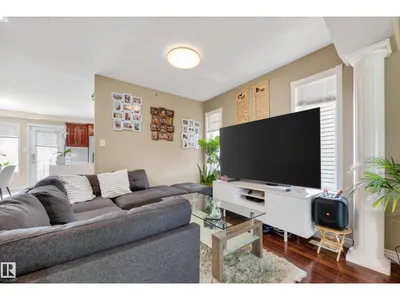 6514 106 ST NW photo 13
