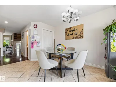 6514 106 ST NW photo 17