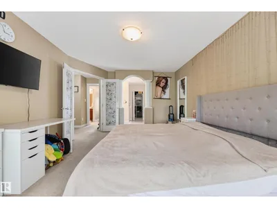 6514 106 ST NW photo 26