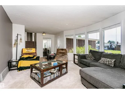 18316 78 AV NW photo 9