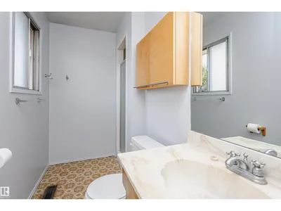 18316 78 AV NW photo 27