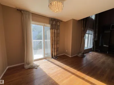 #48 6608 158 AV NW photo 15