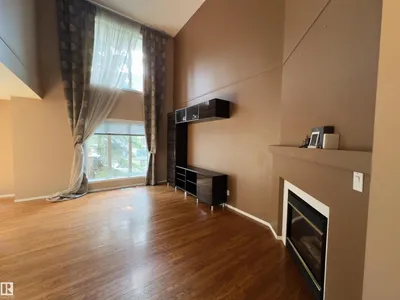 #48 6608 158 AV NW photo 9