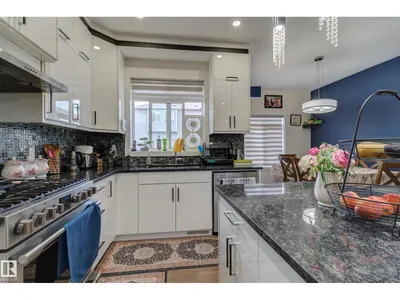 #8 1703 16 AV NW NW photo 19