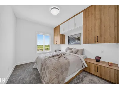423 Robinson BV photo 42