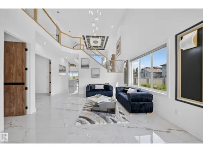 112 Ross Close photo 13