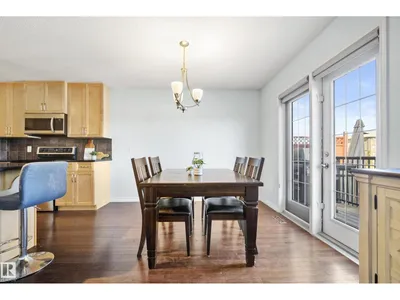 1212 37C AV NW photo 17