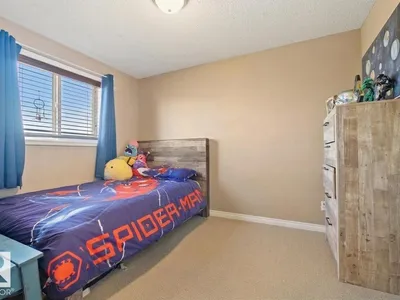 1212 37C AV NW photo 30
