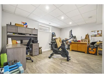 1212 37C AV NW photo 37