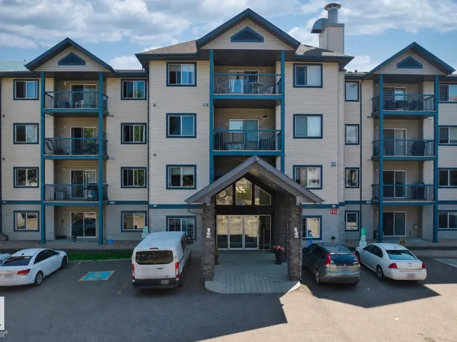 #224 16303 95 ST NW, Edmonton