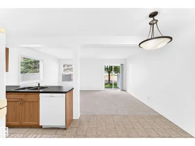 #93 230 EDWARDS DR SW photo 15