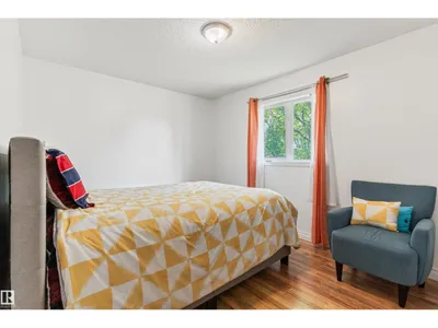 15817 102 AV NW photo 17