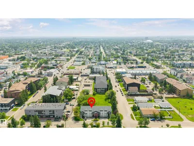 15817 102 AV NW photo 26