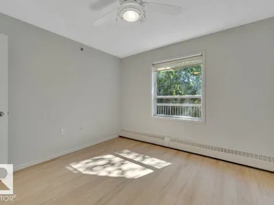 #404E 17511 98A AV NW photo 29