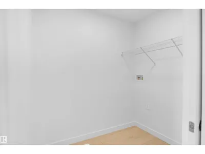 8707 183 AV NW photo 32