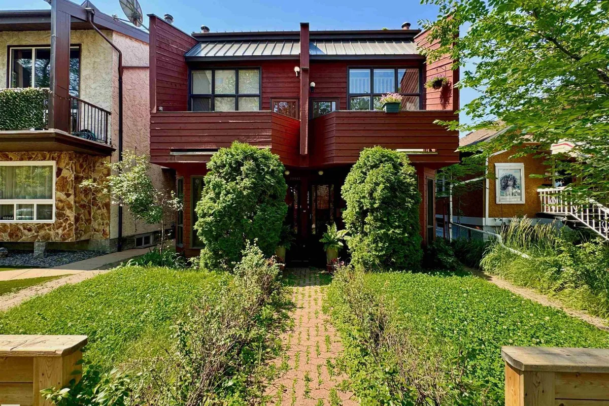 10346A 121 ST NW exterior