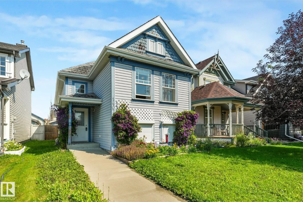 14072 151 AV NW exterior