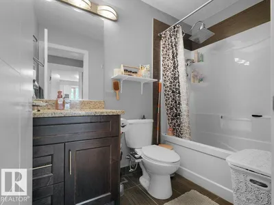 7909 105 AV NW photo 24