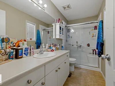 3724 163 AV NW photo 17