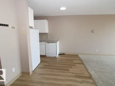 #408 10883 SASKATCHEWAN DR NW photo 5