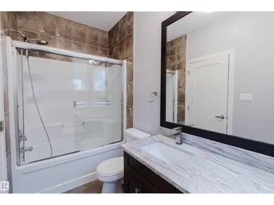 10626 81 AV NW photo 26