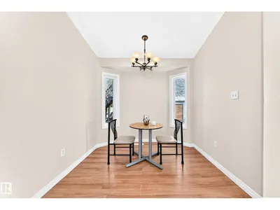 9518 106 AV NW photo 17