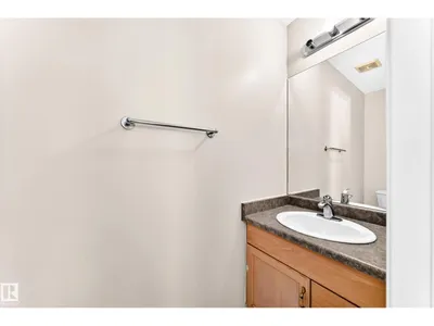 9518 106 AV NW photo 27