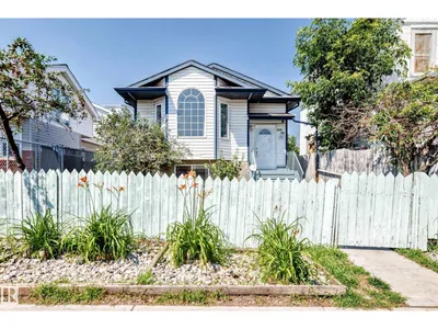 9518 106 AV NW photo 56