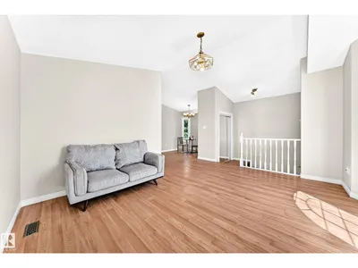 9518 106 AV NW photo 9
