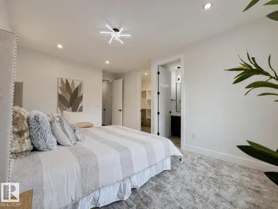 11230 125 ST NW photo 35