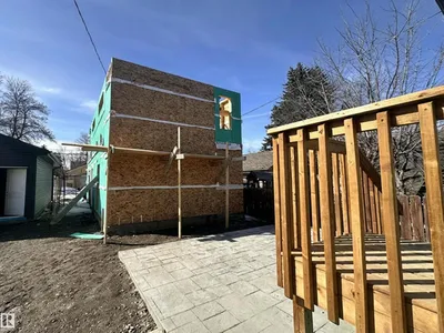 11230 125 ST NW photo 49
