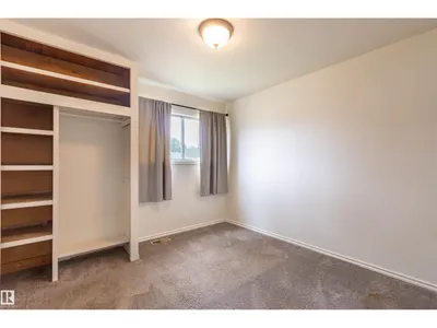 10013 98 AV photo 13