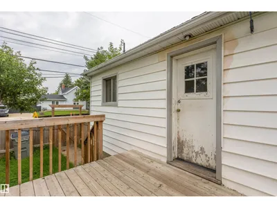 10013 98 AV photo 25