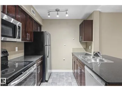 #116 12025 22 AV SW photo 4