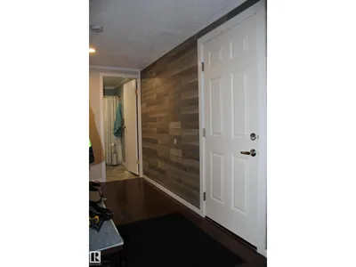 1118 Lakevista DR photo 22