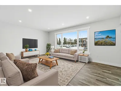7112 132 AV NW photo 8